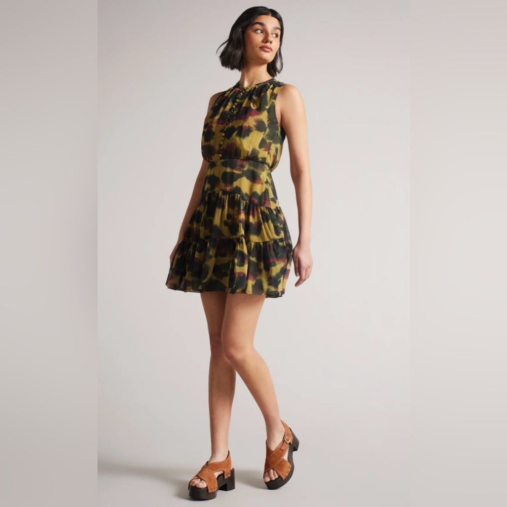 NWT TED BAKER Animal Print Button up Mini Dress Size 0